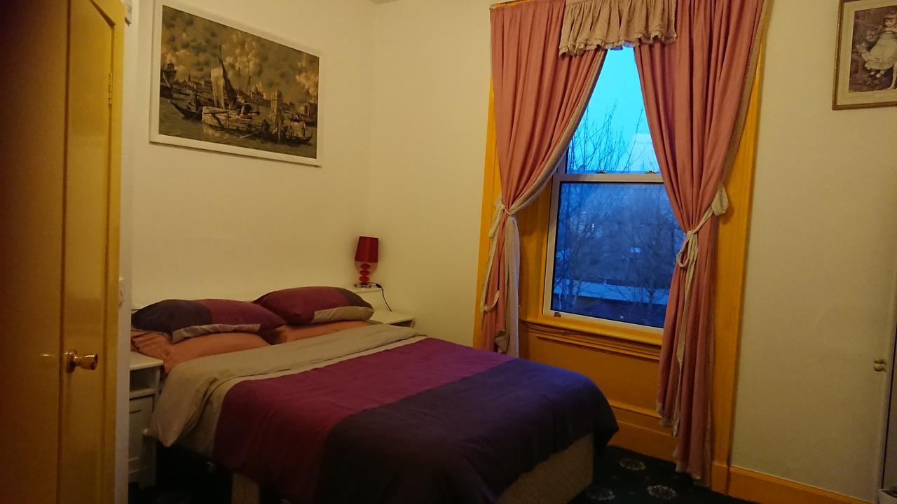 Swan Lake Guest House Эдинбург Экстерьер фото
